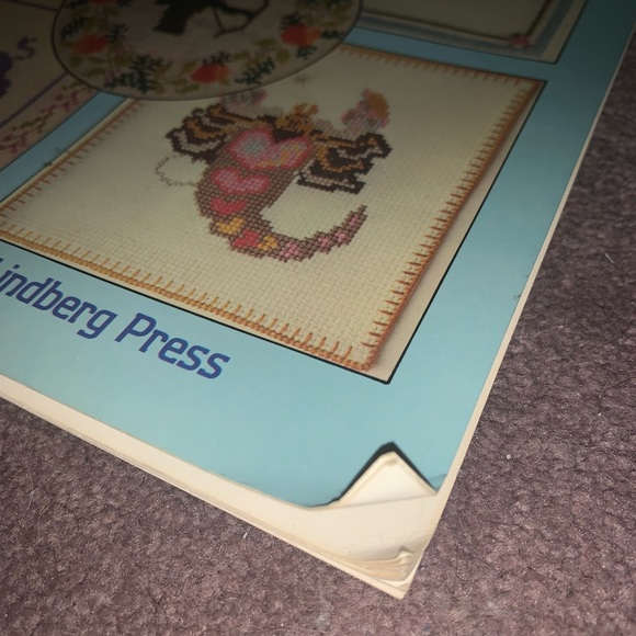 Vintage 1985 Zodiac Cross Stitch Needlepoint Designs Patterns - Picture 5 of 6